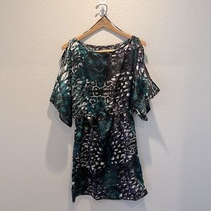 Size L short sleeve dress